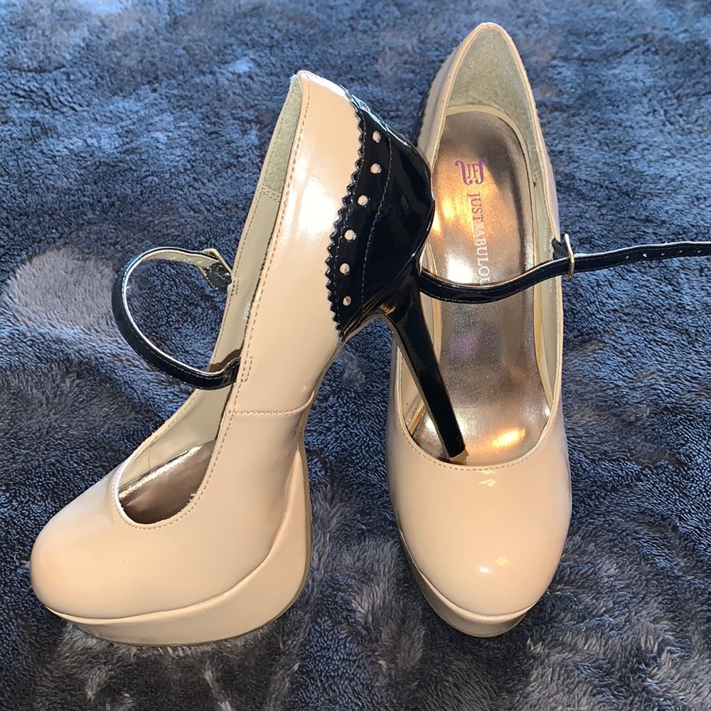 Tan Platform High Hill (pumps)